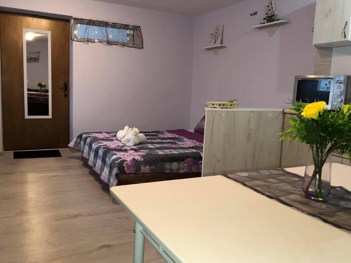 Comfy Studio Apartment By The Flower Market فارنا المظهر الخارجي الصورة
