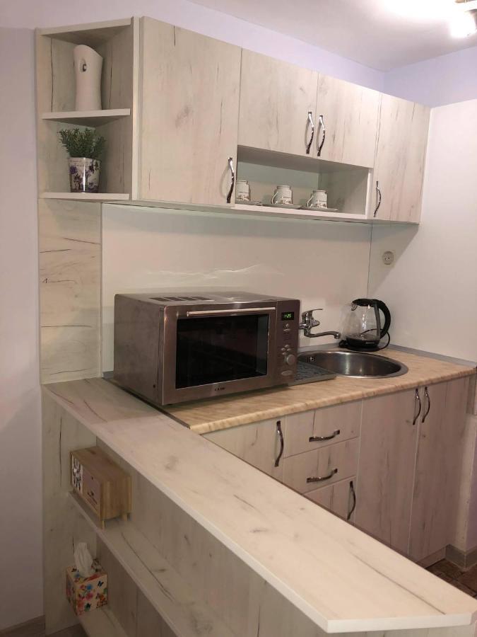 Comfy Studio Apartment By The Flower Market فارنا المظهر الخارجي الصورة